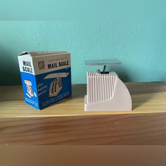 Vintage Automatic Postage Mail Scale 4” in Box 1969 - Picture 3 of 7